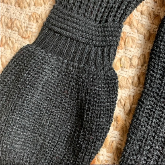 CAYDENCE BLACK BUBBLE ACCENT SLEEVE KNIT SWEATER - Picture 2 of 7